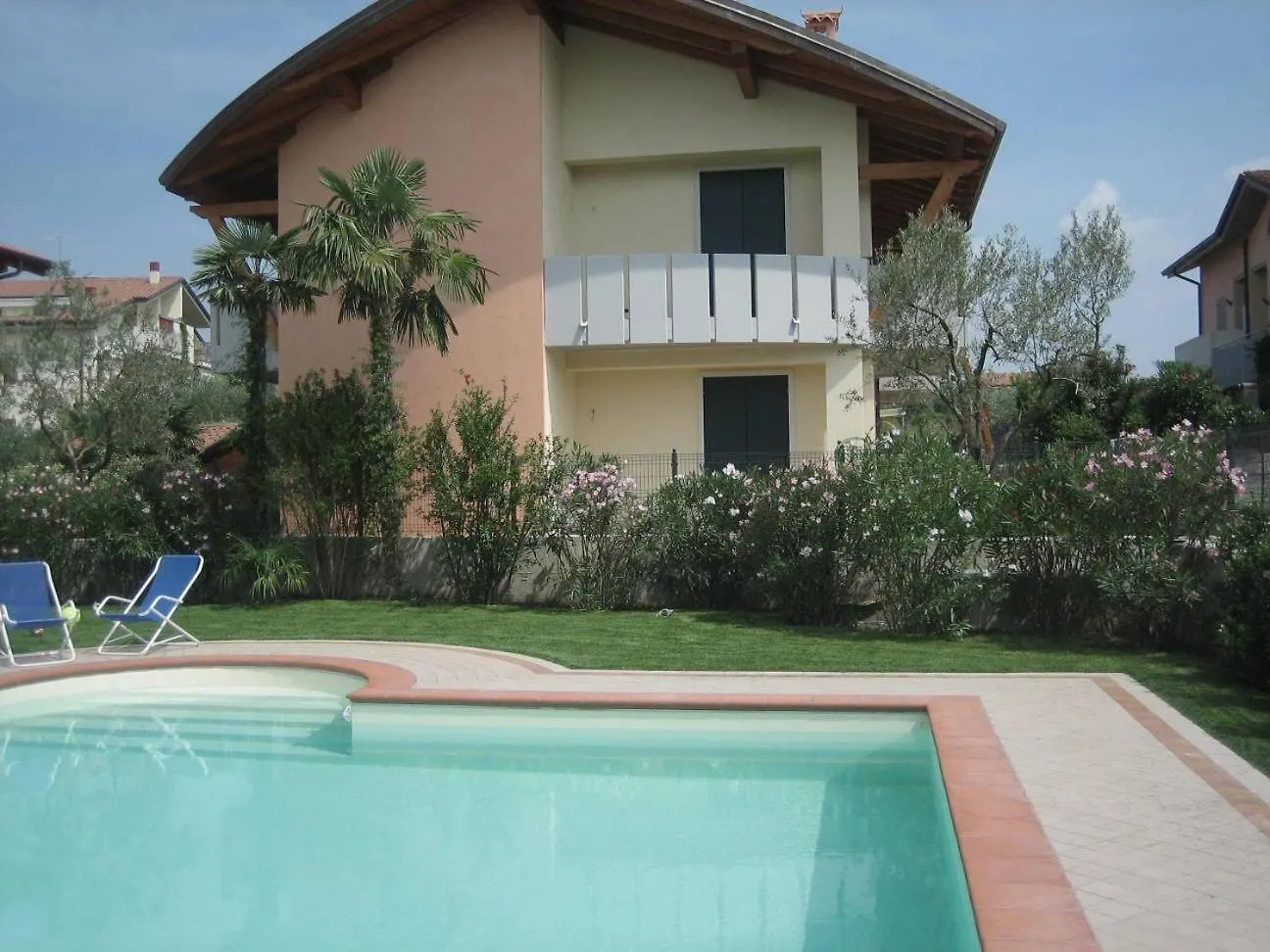 Madonnina Apartment In Lazise Italy